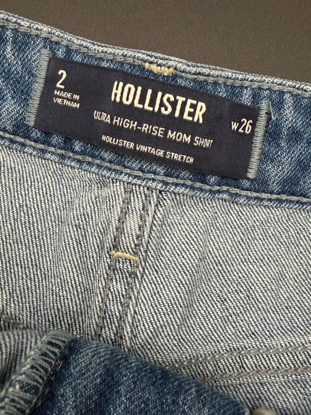 Hollister Light Blue Rolled Hem Denim Shorts size 2/26